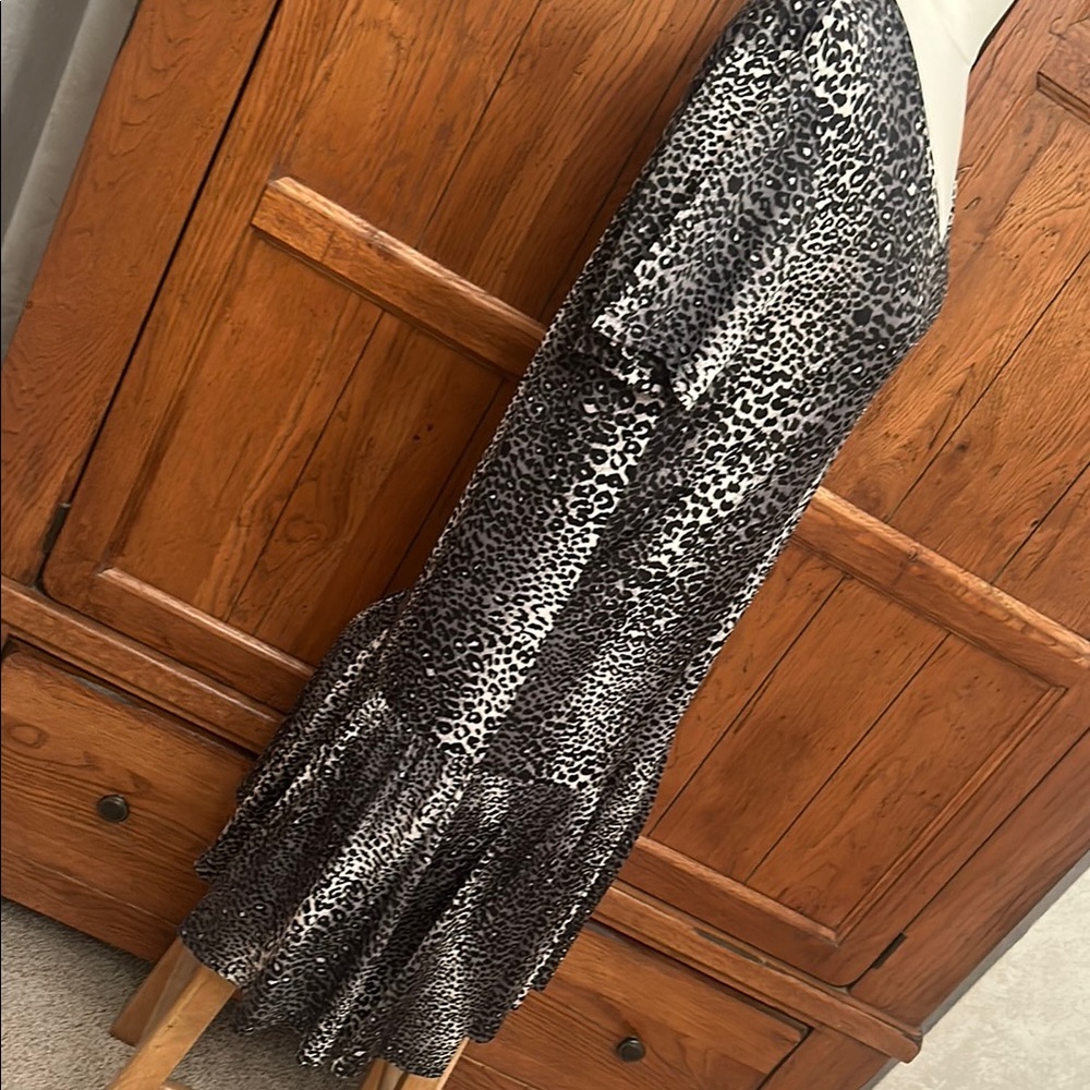 Leopard Print V-Neck Dress with Metallic Bling Size Medium by Lady Noiz - Picture 2 of 10
